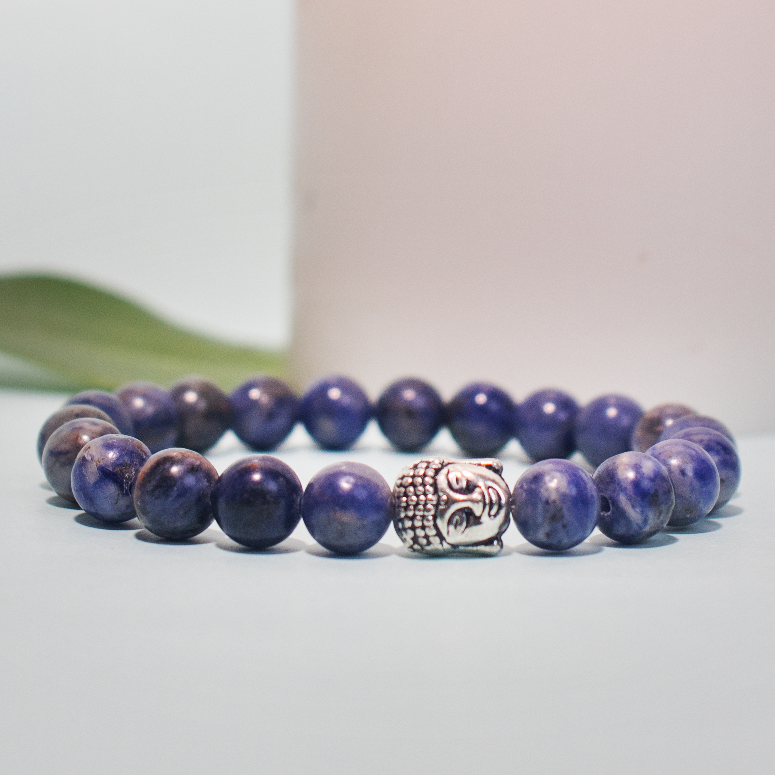 Sodalite – for Calming Energy ,Self-expression ,Rational Thinking, Harmony, Deeper sleep